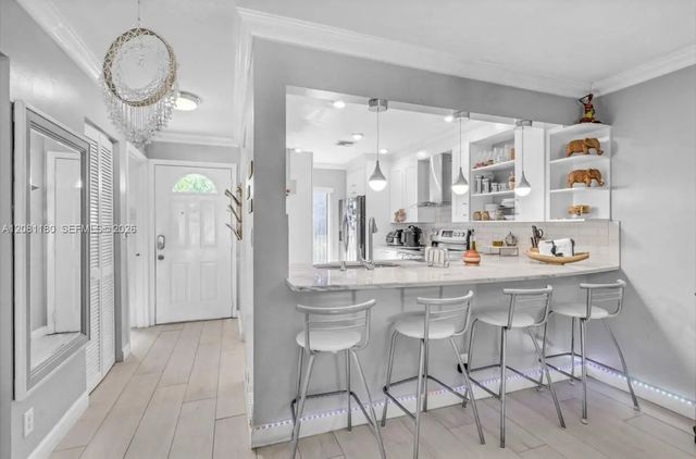 5 of 27 - 789 Crystal Lake Drive, Deerfield Beach, FL