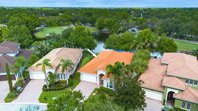 724 Sw Pebble Lane, Palm City