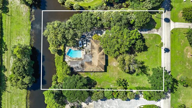 3 of 8 - 8550 Nashua Drive, Palm Beach Gardens, FL