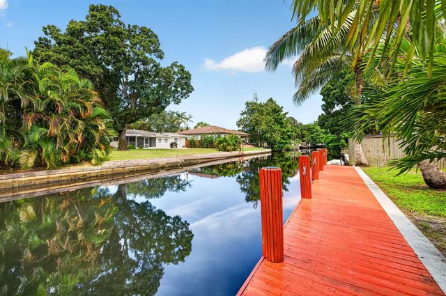 2 of 32 - 1873 Sw 28th Terrace, Fort Lauderdale, FL