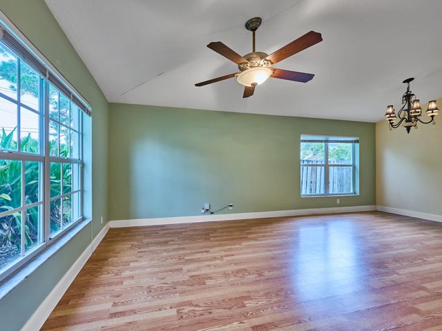 4 of 40 - 6022 Lauderdale Street, Jupiter, FL