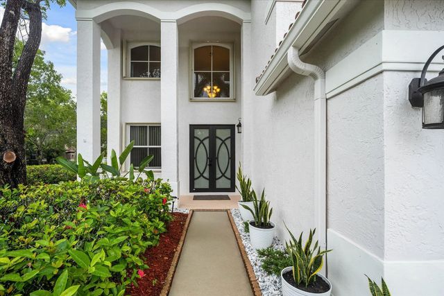 3 of 62 - 890 Hawthorn Terrace, Weston, FL