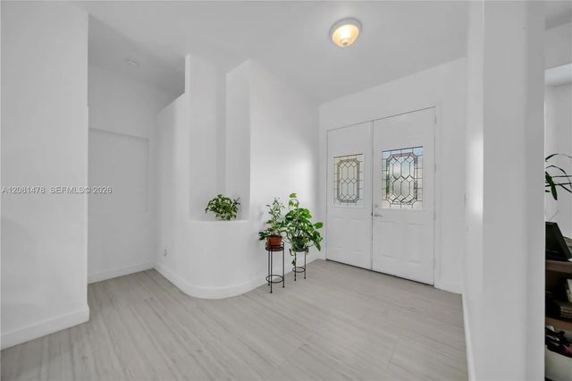5 of 53 - 11142 Lakeland Circle, , FL