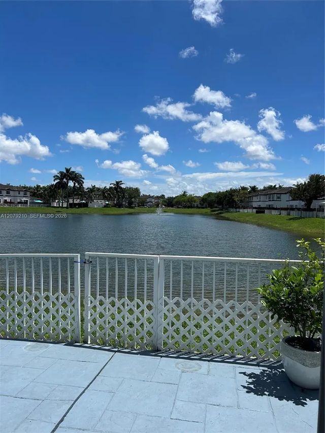 3 of 12 - 11520 Nw 79th Lane, Doral, FL