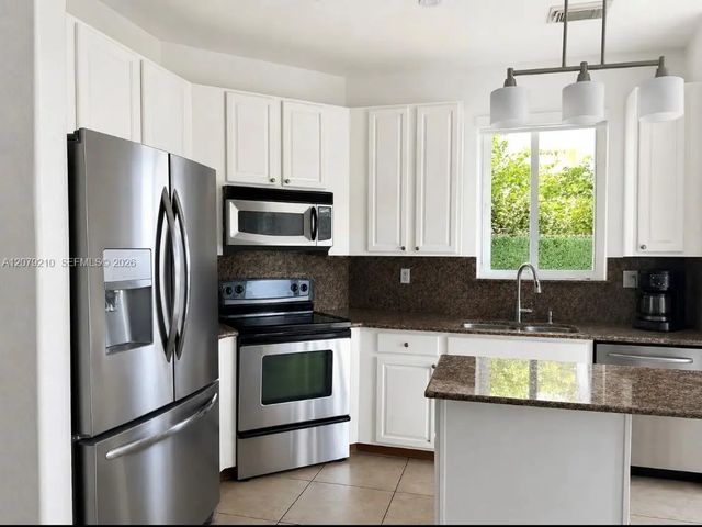 5 of 12 - 11520 Nw 79th Lane, Doral, FL