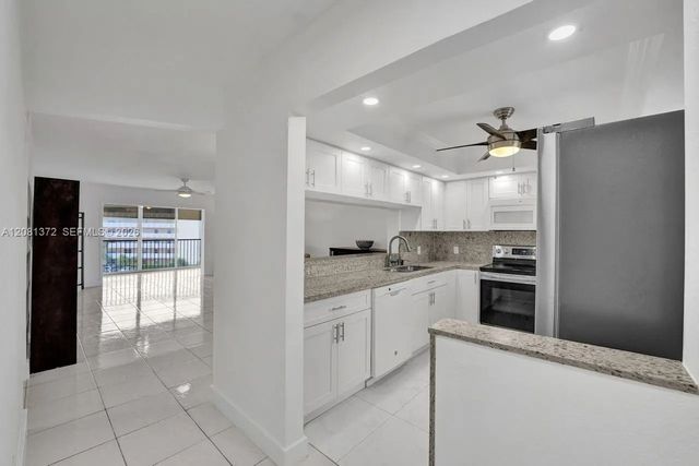 2 of 31 - 170 Se 5th Avenue #405, Dania Beach, FL