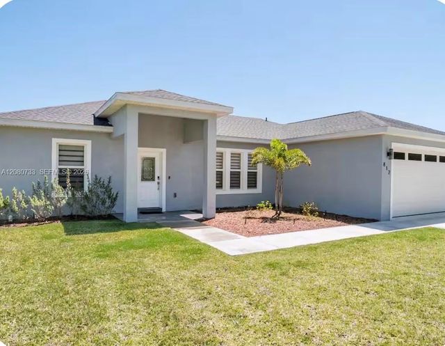 2 of 21 - 812 Lake Betty Drive, Lake Placid, FL