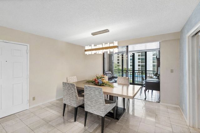 4 of 28 - 7202 Promenade Drive #401, Boca Raton, FL