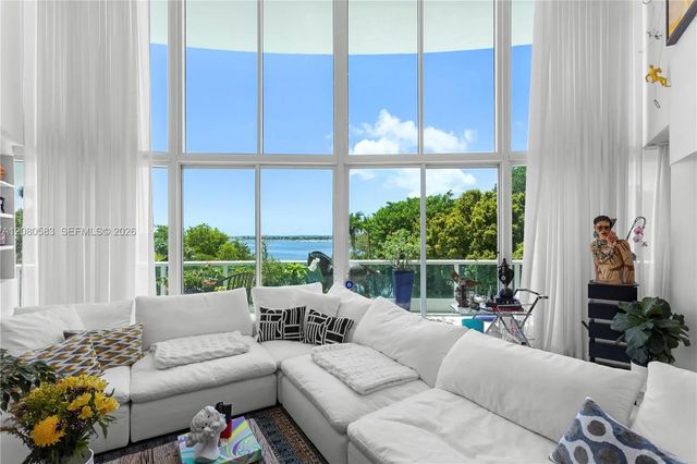 2127 Brickell Avenue #503, Miami