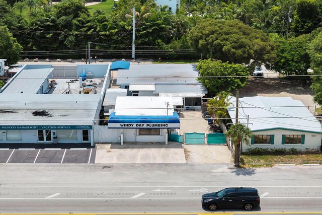 4 of 27 - 82891 Overseas Highway, Islamorada, FL