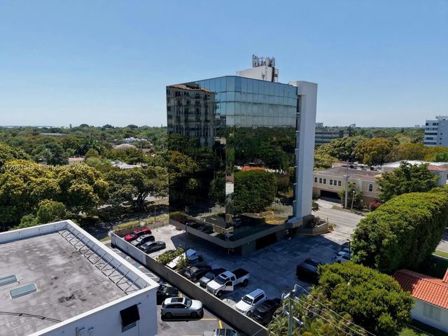 3 of 9 - 2730 Sw 3rd Avenue #202 N, Miami, FL