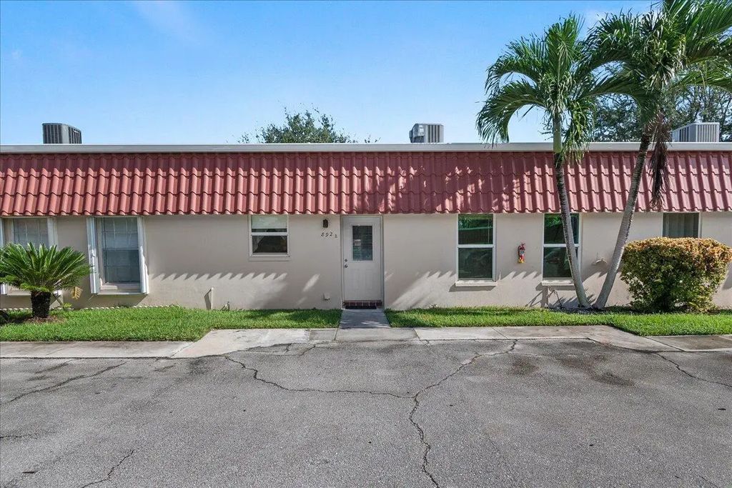 892 Worcester Lane #b, Lake Worth