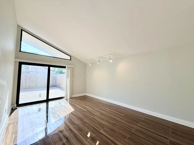 4 of 57 - 1720 Nw 73rd Avenue, Plantation, FL