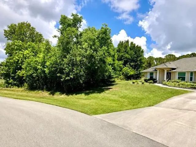 3 of 6 - 5218 Nw N Lovoy Circle, Port St. Lucie, FL