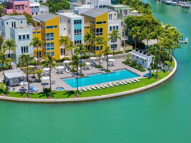 4 of 45 - 6103 Aqua Avenue #702, Miami Beach, FL