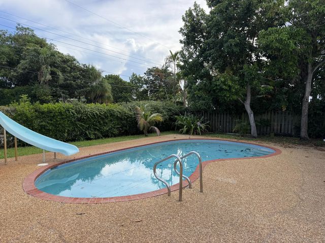 2 of 24 - 5501 Monroe Street, Hollywood, FL