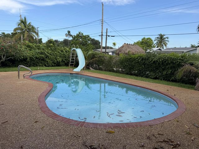 3 of 24 - 5501 Monroe Street, Hollywood, FL