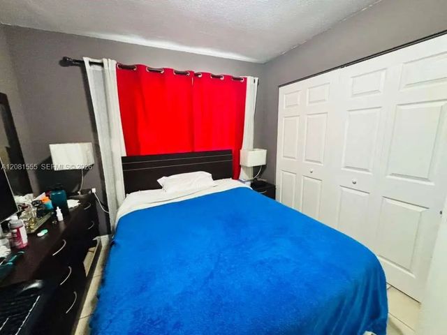 5 of 9 - 2778 W 60th Street #45, Hialeah, FL