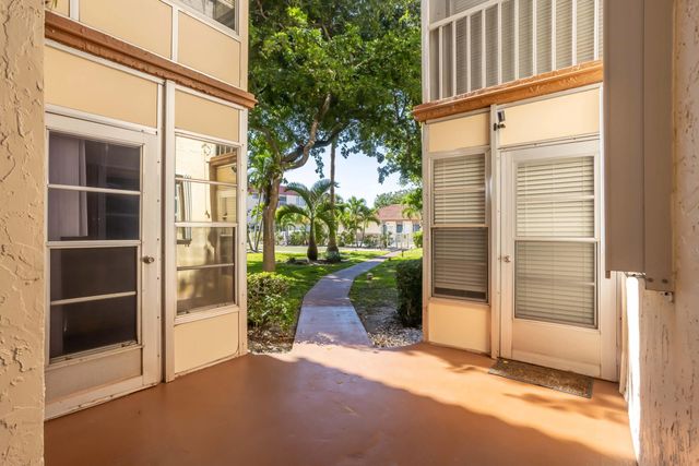 5 of 23 - 700 Se 6th Avenue #107, Deerfield Beach, FL