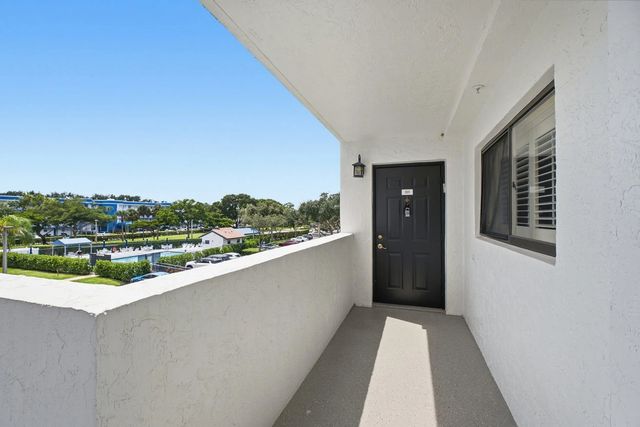 2 of 24 - 4725 Lucerne Lakes Boulevard E #301, Lake Worth, FL
