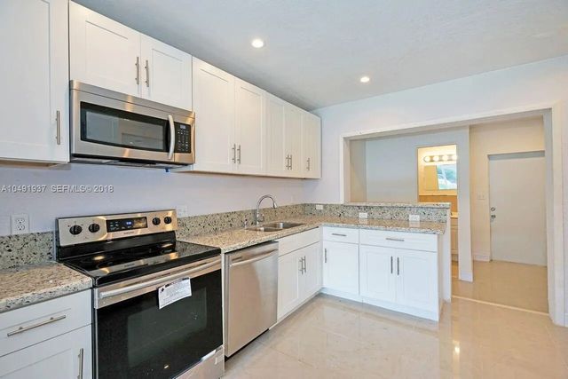 3 of 30 - 2000 Sw 95th Terrace, Miramar, FL