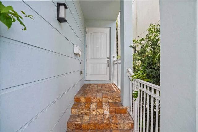 4 of 34 - 347 Oak Street #b1, Hollywood, FL