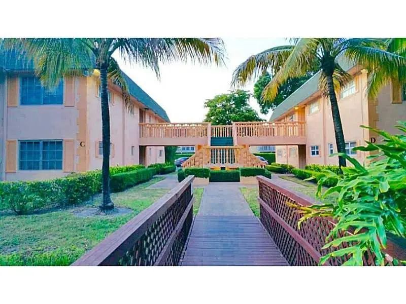 760 Se 2nd Avenue, Deerfield Beach