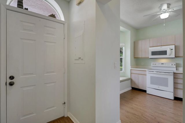 4 of 45 - 18081 Se Country Club Drive #37-361, Tequesta, FL