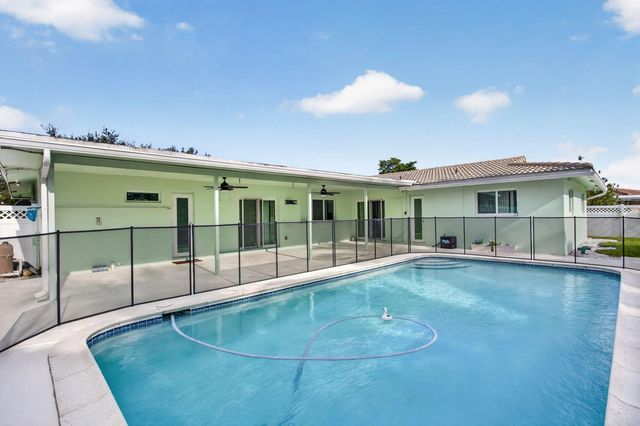 2 of 41 - 3731 Nw 99th Avenue, Coral Springs, FL