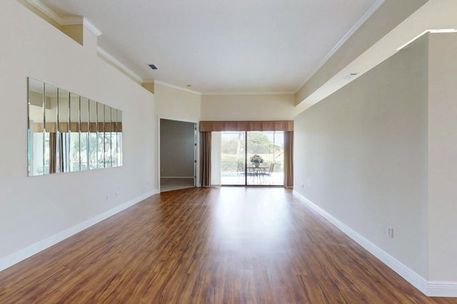 5 of 39 - 433 Sw Jefferson Circle, Port St. Lucie, FL