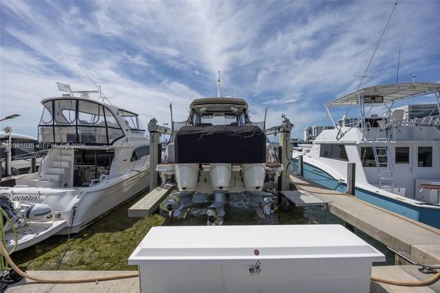 2 of 13 - 7601 E Treasure Drive, North Bay Village, FL