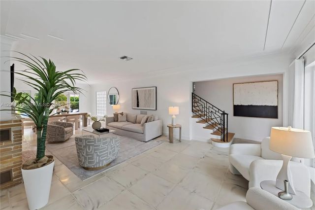 5 of 27 - 1065 Ne 96th Street, Miami Shores, FL