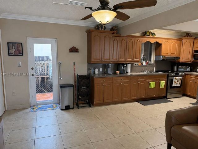 4 of 30 - N/A, Hialeah, FL