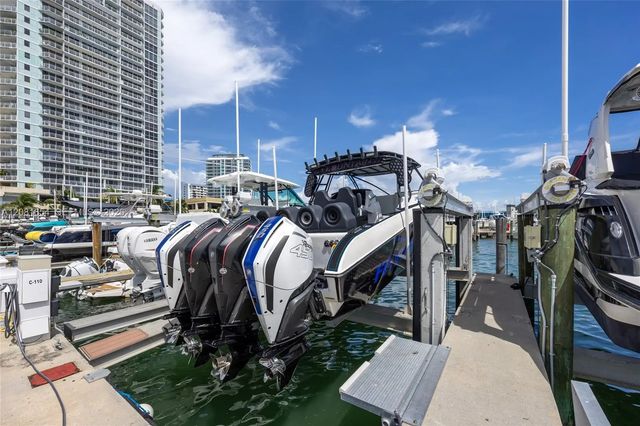 2 of 16 - 7601 E Treasure Drive, North Bay Village, FL