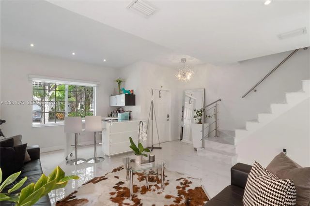 4 of 19 - 10842 Nw 53rd Lane, Doral, FL