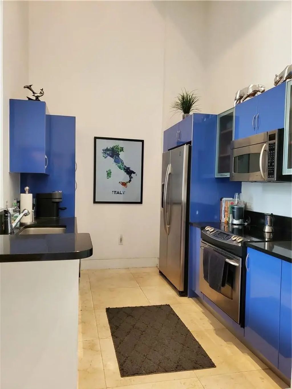 2775 Ne 187th Street #121, Aventura