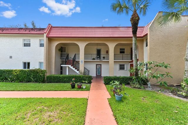 368 Lake Frances Drive #368, West Palm Beach