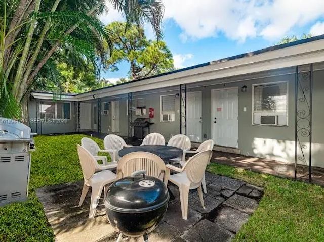 5 of 87 - 1017 Ne 14th Avenue, Fort Lauderdale, FL