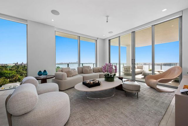 4714 N Flagler Drive #801, West Palm Beach