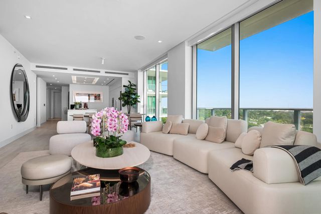 3 of 37 - 4714 N Flagler Drive #801, West Palm Beach, FL
