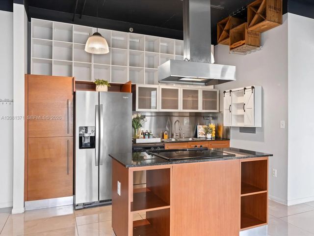 10 S River Drive #715, Miami