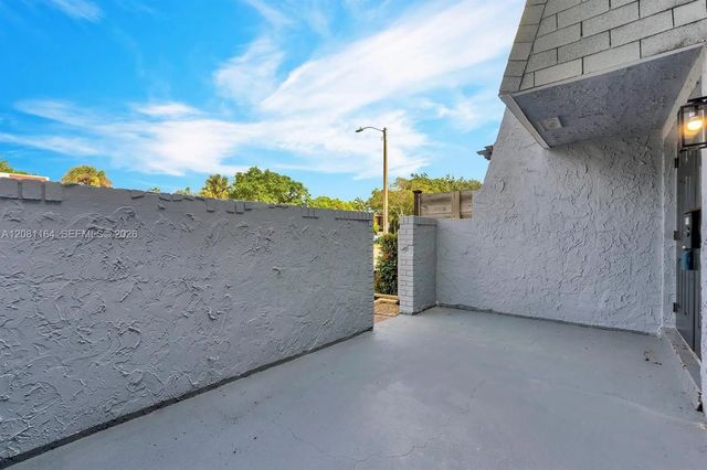 5 of 21 - 7402 Nw 75th Street, Tamarac, FL