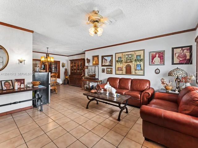 5 of 32 - 4850 Nw 6th Street, Miami, FL