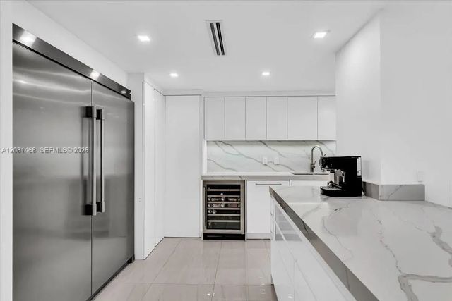 5 of 64 - 9801 Collins Avenue #5u, Bal Harbour, FL