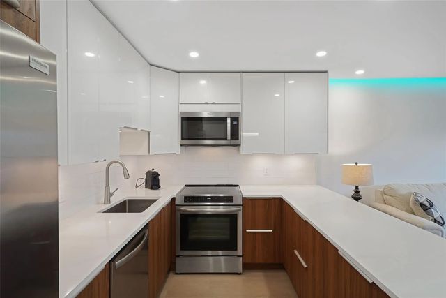 4 of 56 - 3034 Berkshire B #3034, Deerfield Beach, FL