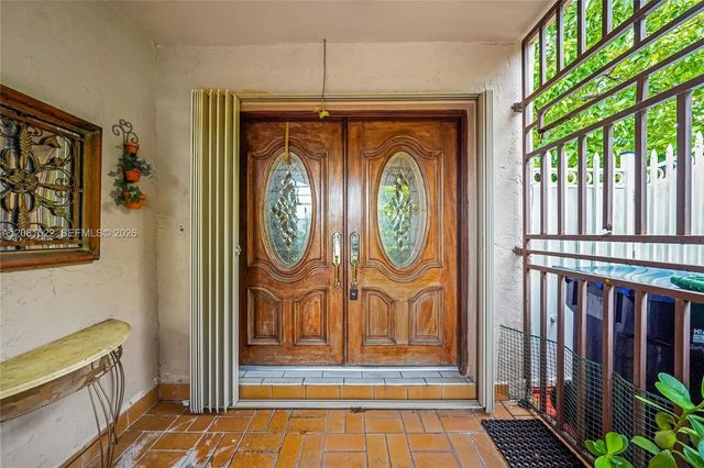 2 of 36 - 12611 Sw 9th Terrace #b, Miami, FL