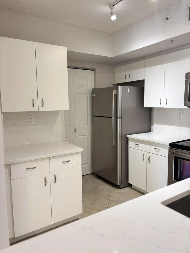5 of 28 - 2640 S University Drive #305, Davie, FL