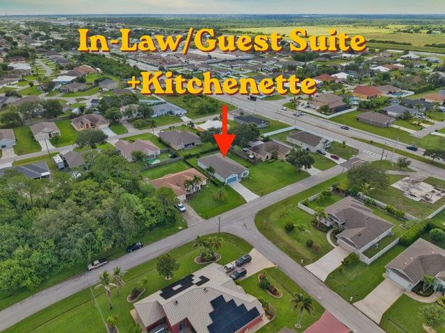 226 Sw Milburn Circle, Port St. Lucie