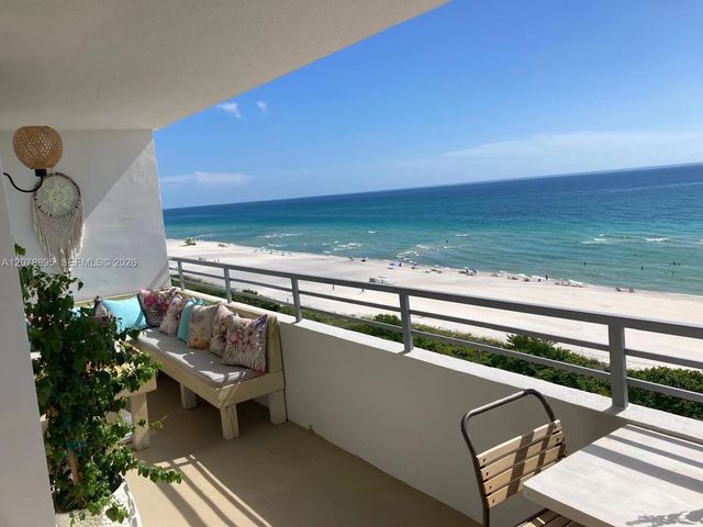 5555 Collins Avenue #10g, Miami Beach