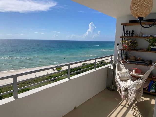 3 of 22 - 5555 Collins Avenue #10g, Miami Beach, FL
